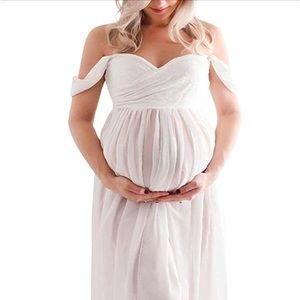 White Maternity Dress for
Photoshoot. Slit up front,lace bodice.